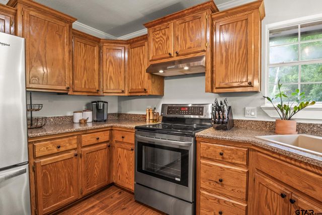 122 County Road 4226, Mt Pleasant, TX 75455