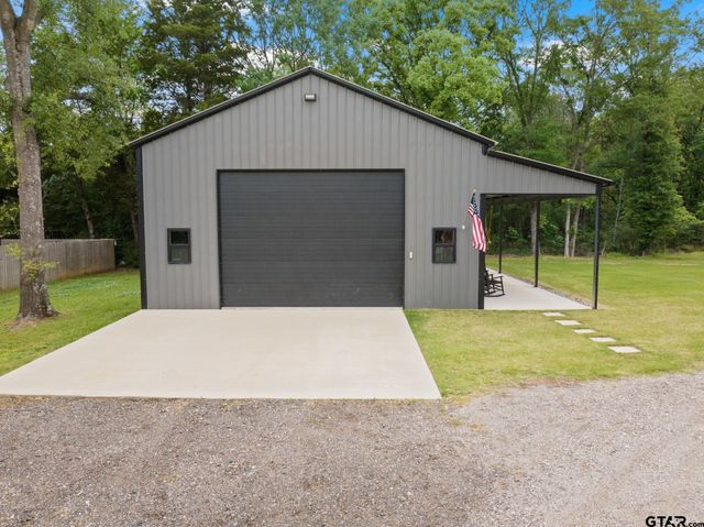 122 County Road 4226, Mt Pleasant, TX 75455