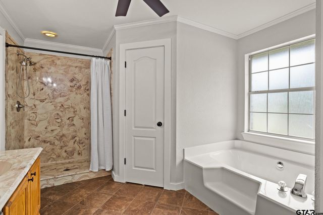 122 County Road 4226, Mt Pleasant, TX 75455