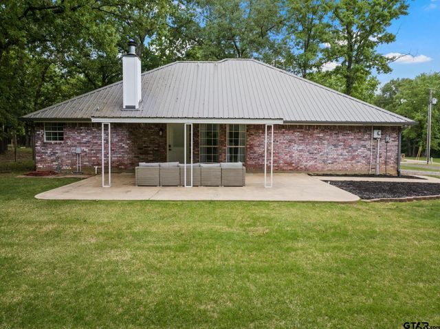 122 County Road 4226, Mt Pleasant, TX 75455