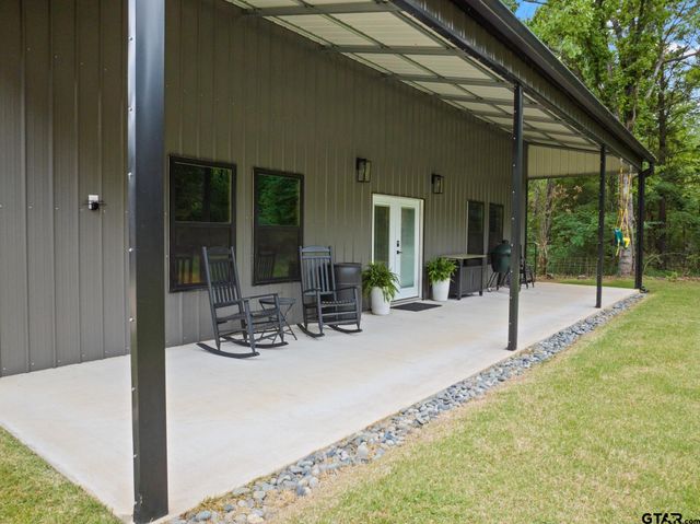 122 County Road 4226, Mt Pleasant, TX 75455