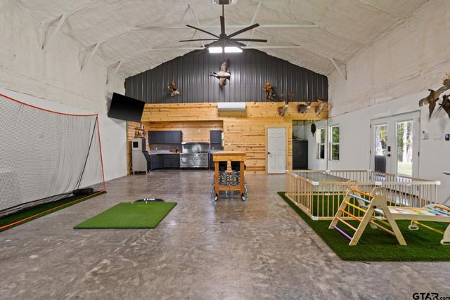 122 County Road 4226, Mt Pleasant, TX 75455