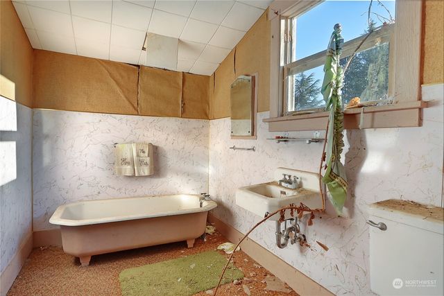 32910 5th Avenue, Black Diamond, WA 98010