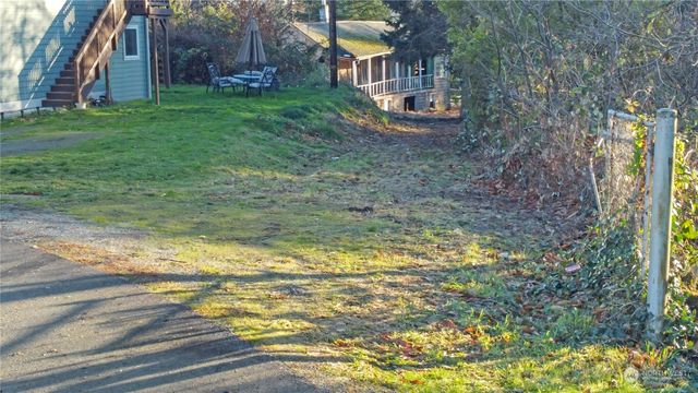 32910 5th Avenue, Black Diamond, WA 98010