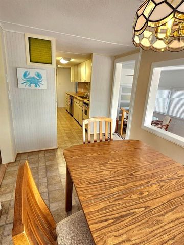 6522 MASSACHUSETTS STREET, Bradenton, FL 34207