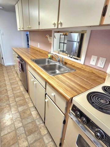 6522 MASSACHUSETTS STREET, Bradenton, FL 34207