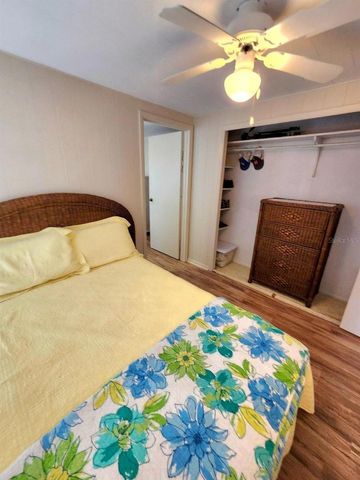 6522 MASSACHUSETTS STREET, Bradenton, FL 34207