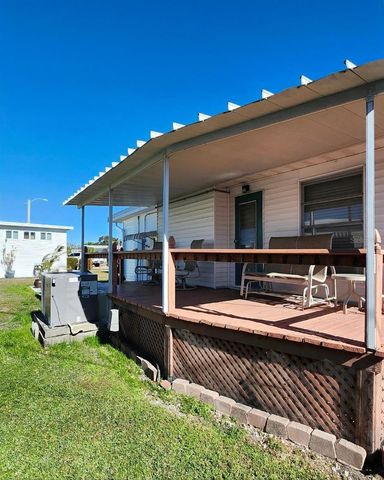 6522 MASSACHUSETTS STREET, Bradenton, FL 34207