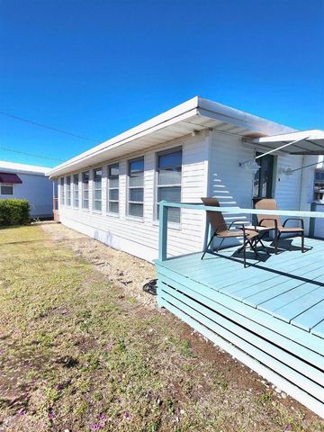 6522 MASSACHUSETTS STREET, Bradenton, FL 34207