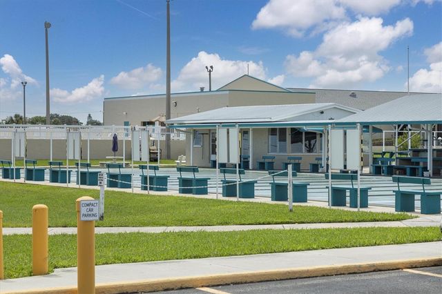 6522 MASSACHUSETTS STREET, Bradenton, FL 34207