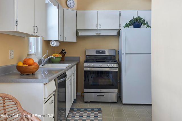 41 Trinity Place, Rhinebeck, NY 12572