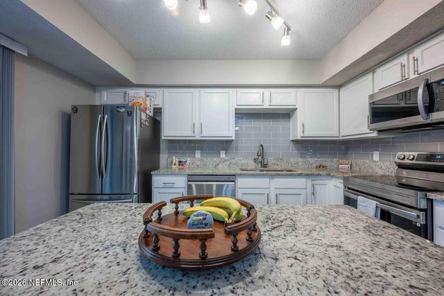 10458 BIG TREE Circle E, Jacksonville, FL 32257