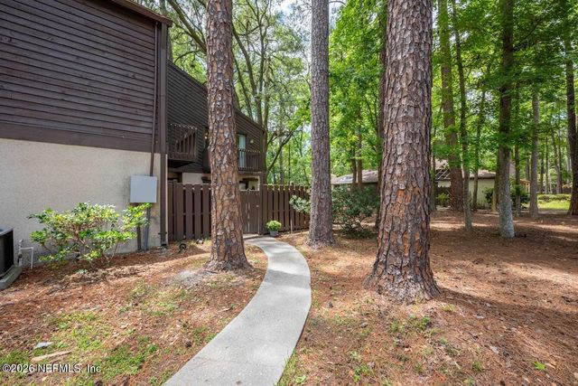 10458 BIG TREE Circle E, Jacksonville, FL 32257