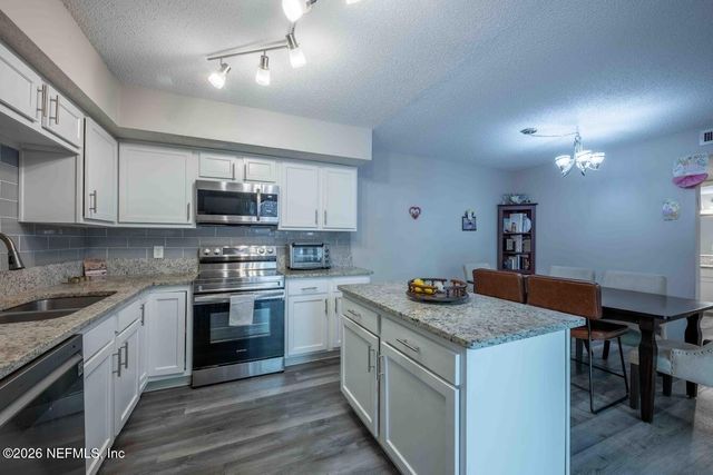 10458 BIG TREE Circle E, Jacksonville, FL 32257