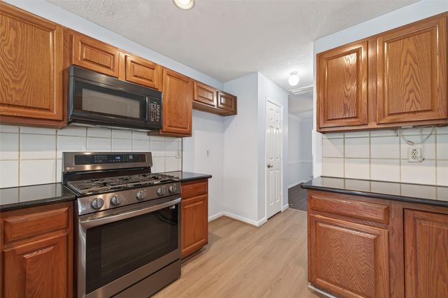 1343 Edenderry Lane, Sugar Land, TX 77459