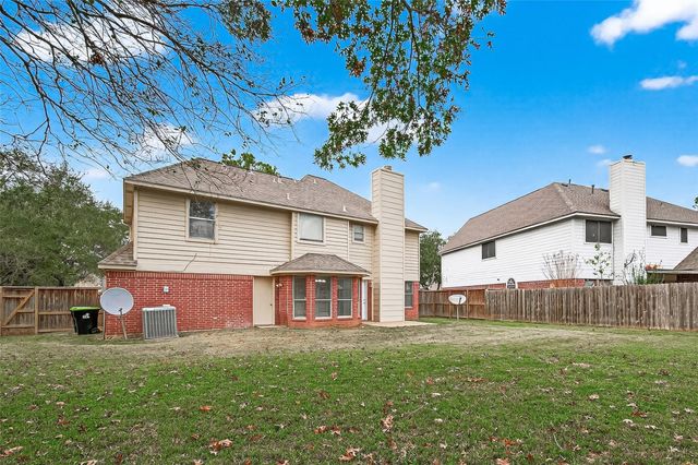 1343 Edenderry Lane, Sugar Land, TX 77459