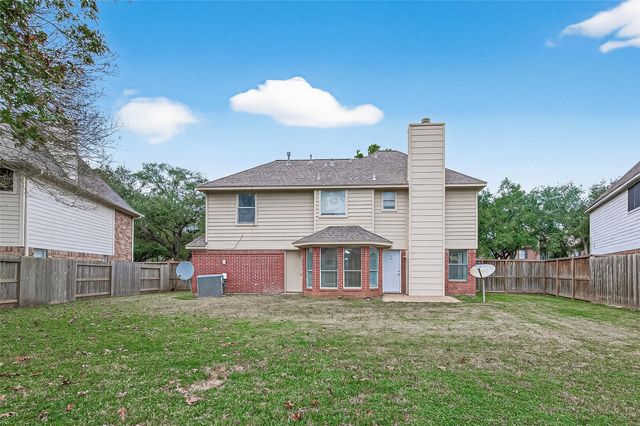 1343 Edenderry Lane, Sugar Land, TX 77459