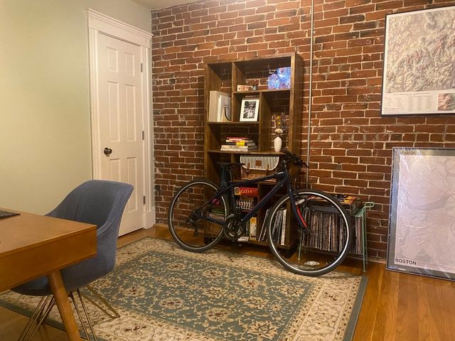 35 Pinckney Street 1, Somerville, MA 02145