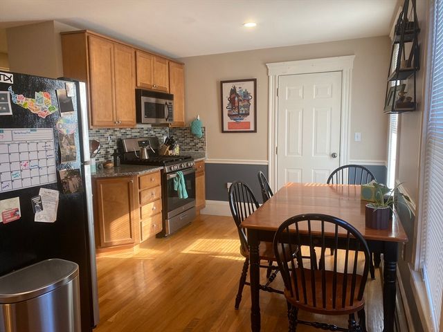 35 Pinckney Street 1, Somerville, MA 02145