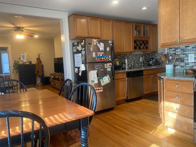 35 Pinckney Street 1, Somerville, MA 02145