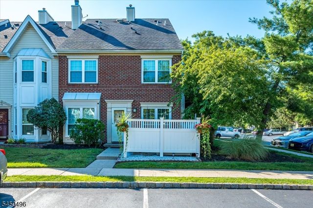 73 Goodwin Dr, North Brunswick Twp., NJ 08902