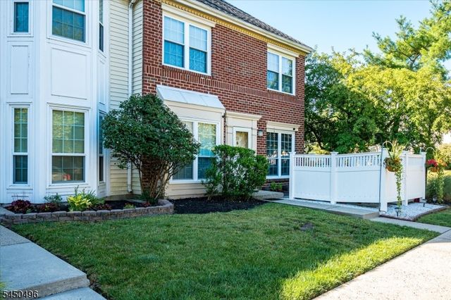 73 Goodwin Dr, North Brunswick Twp., NJ 08902