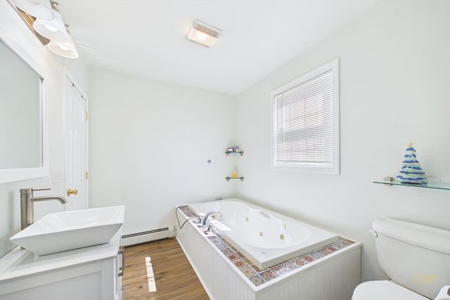 26 Briercliffe Rd, Fairhaven, MA 02719