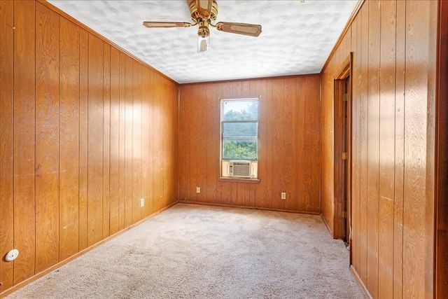 813 S Valentine Drive, Sherman, TX 75090