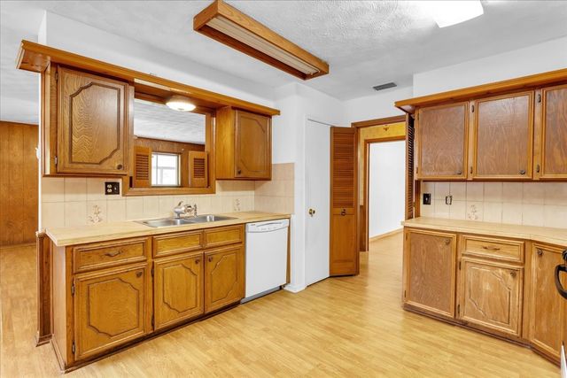 813 S Valentine Drive, Sherman, TX 75090