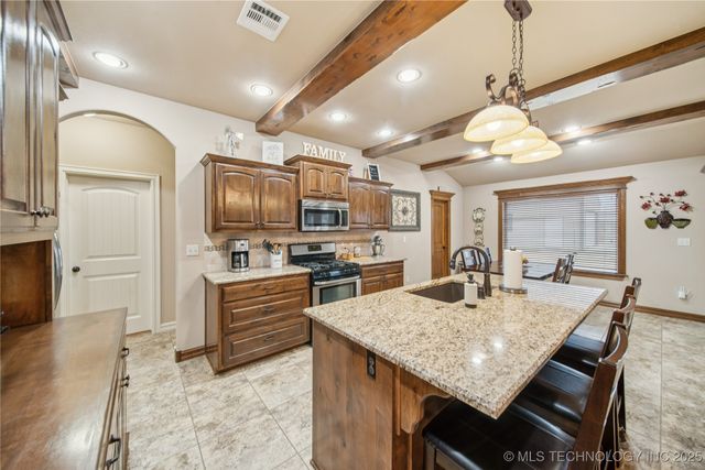 14419 N 66th East Avenue, Collinsville, OK 74021