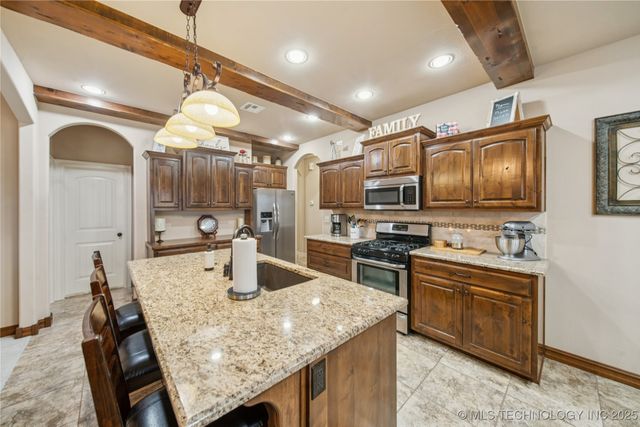 14419 N 66th East Avenue, Collinsville, OK 74021