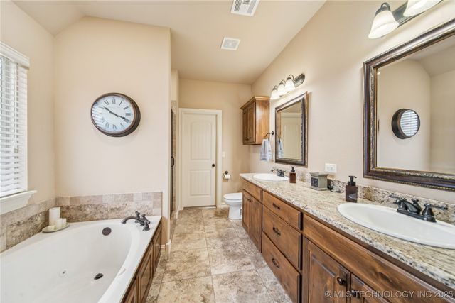 14419 N 66th East Avenue, Collinsville, OK 74021