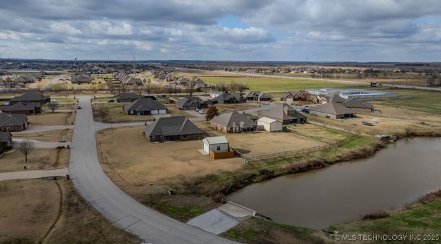 14419 N 66th East Avenue, Collinsville, OK 74021