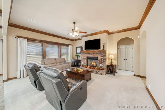 14419 N 66th East Avenue, Collinsville, OK 74021