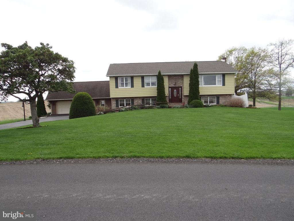 4013 CHAPEL ROAD, Waynesboro, PA 17268