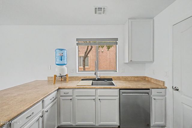 12371 W TURNEY Avenue, Avondale, AZ 85392