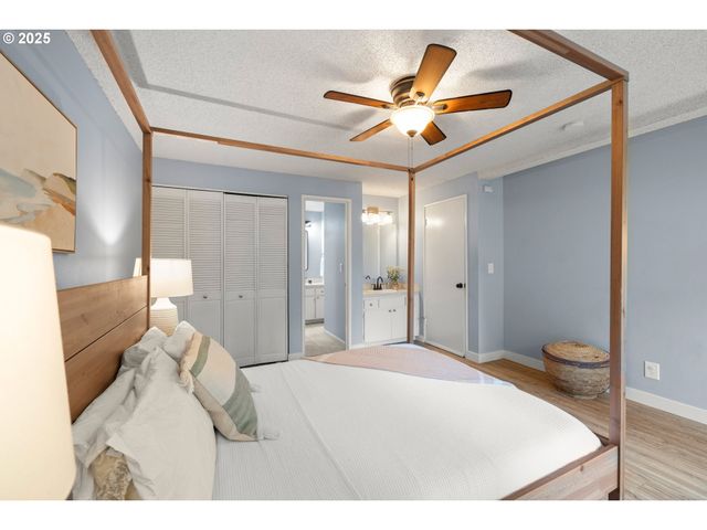 225 CERVANTES Cir, Lake Oswego, OR 97035