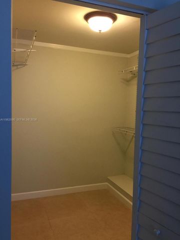 5901 SW 45th St 1, Miami, FL 33155