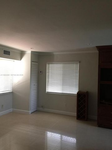 5901 SW 45th St 1, Miami, FL 33155