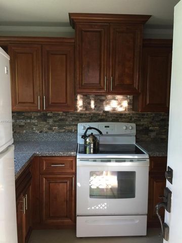 5901 SW 45th St 1, Miami, FL 33155