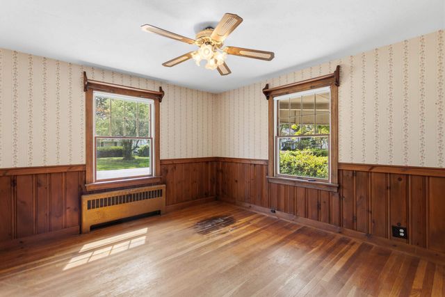 6 Hartswood Road, Dover, NH 03820