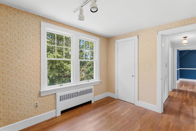 6 Hartswood Road, Dover, NH 03820