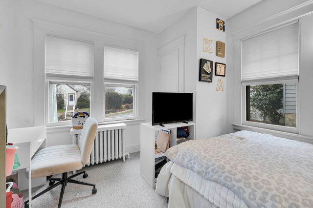 48 Woodbine Street, Waterbury, CT 06705