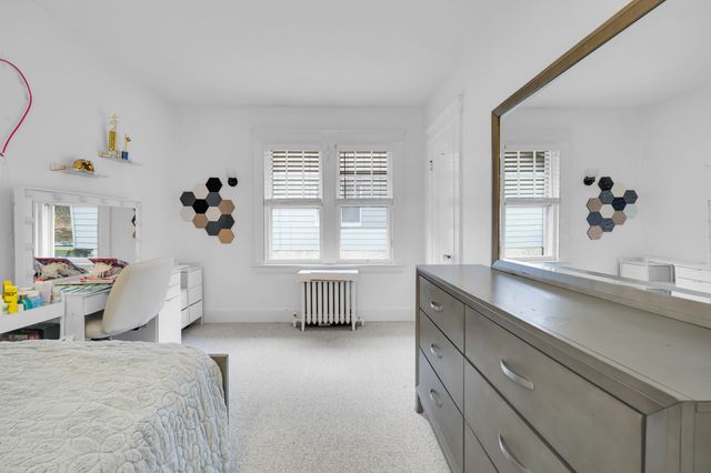 48 Woodbine Street, Waterbury, CT 06705