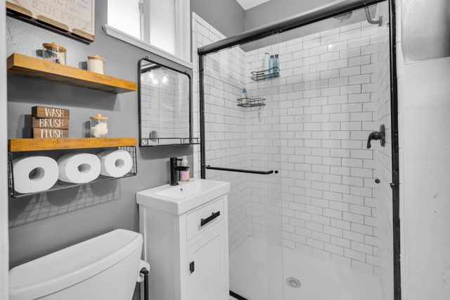 48 Woodbine Street, Waterbury, CT 06705