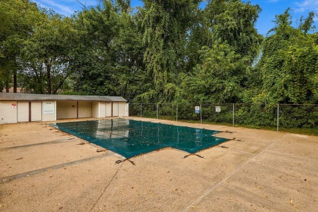 21 Orchard Ave B, Haverhill, MA 01830