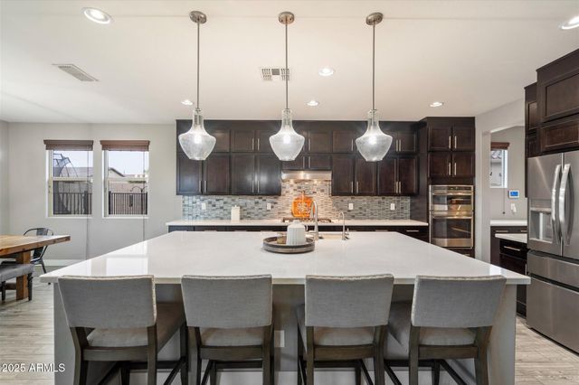 10702 E Sheffield Drive, Mesa, AZ 85212