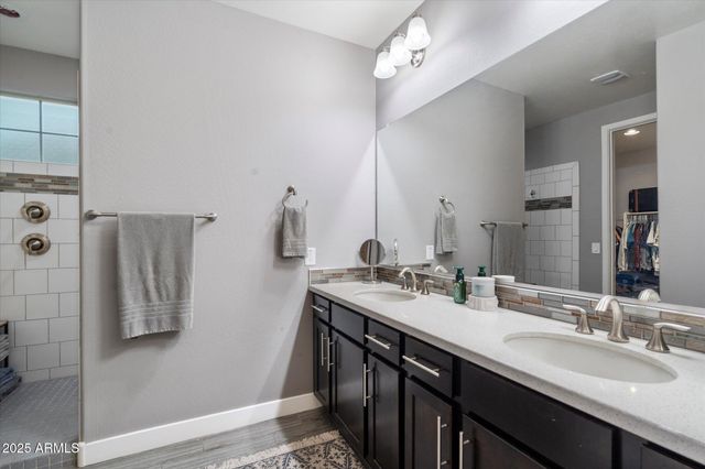 10702 E Sheffield Drive, Mesa, AZ 85212