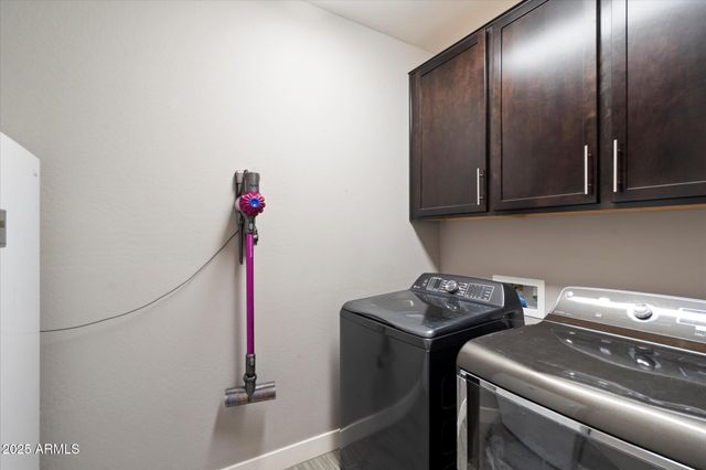 10702 E Sheffield Drive, Mesa, AZ 85212