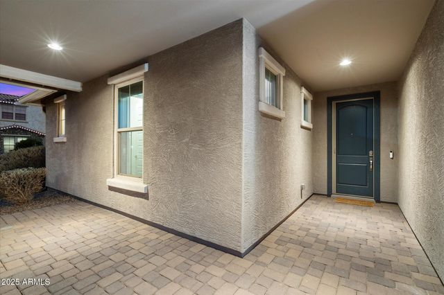 10702 E Sheffield Drive, Mesa, AZ 85212